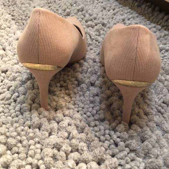 Brand new never worn Calvin Klein pumps - Picture 3 of 3